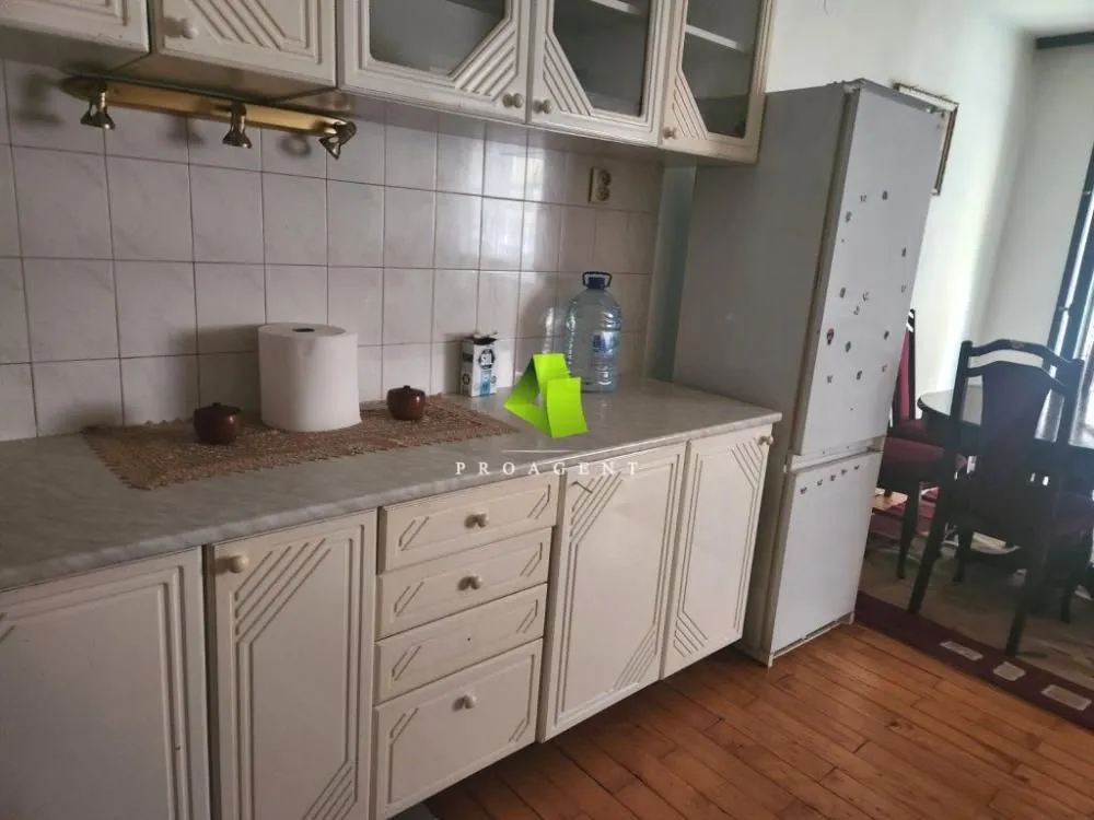 Sale, house, 300m², Ledena Stena, Niš