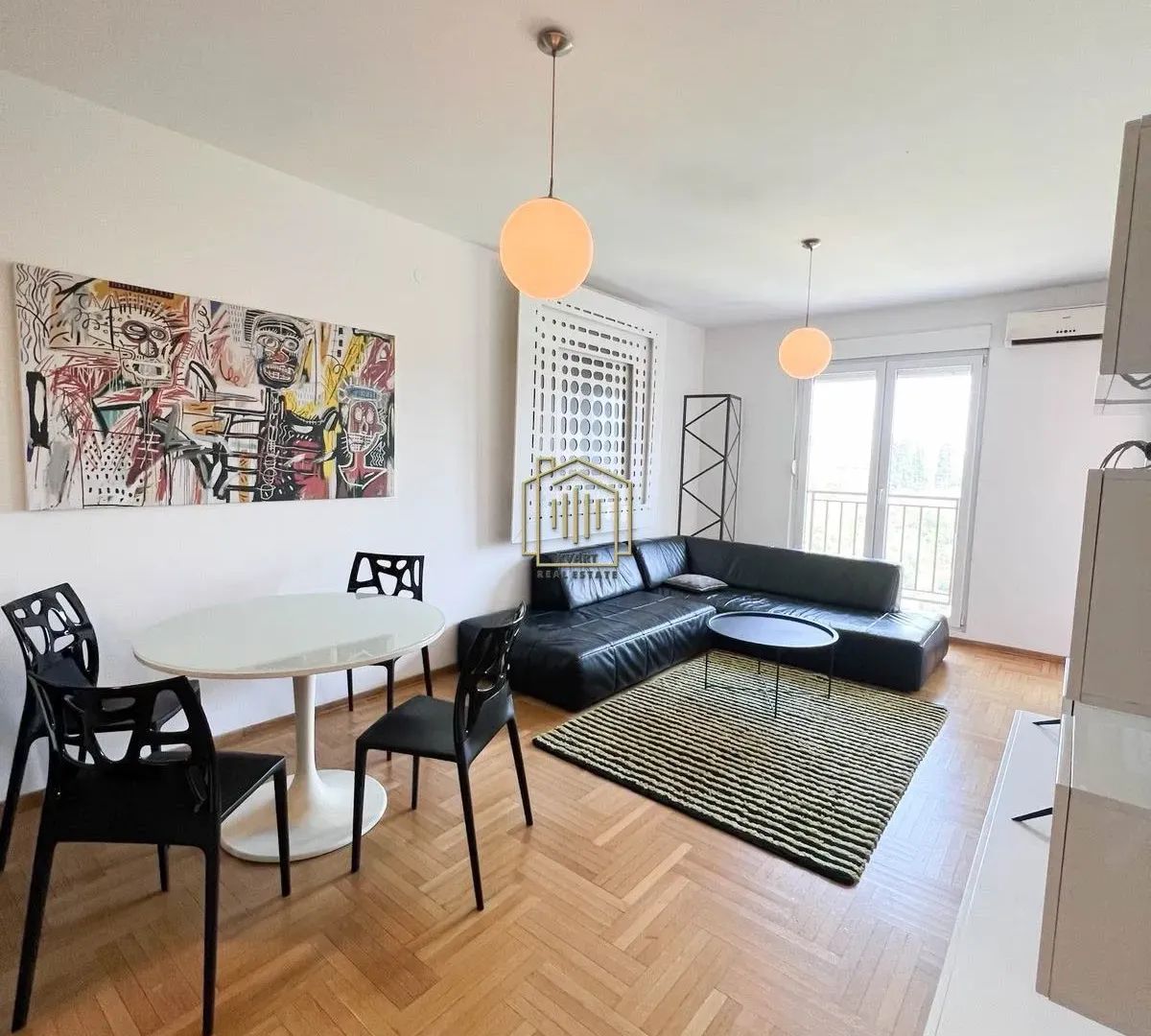 Izdavanje, dvosoban stan, 65m², Podgorica, Crna Gora