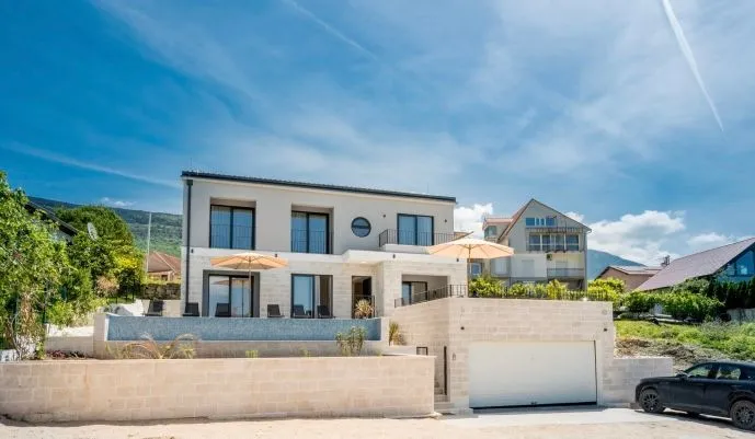 Prodaja, kuća, 140m², Mrčevac, Tivat