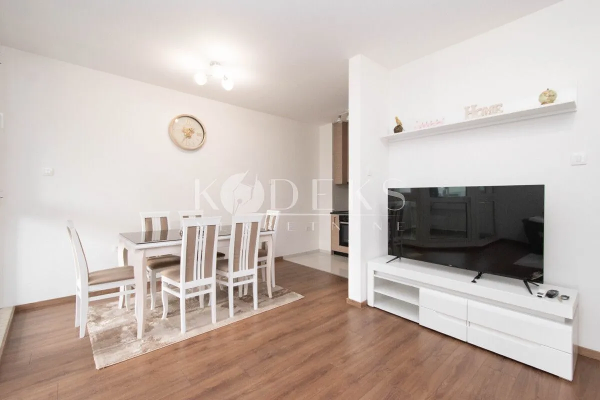 Rent, three bedroom apartment, 98m², City Kvart, Podgorica