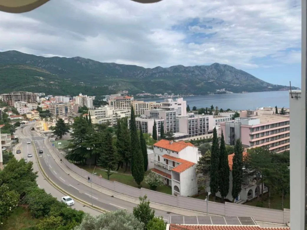 Sale, one bedroom apartment, 53m², Bečići, Budva