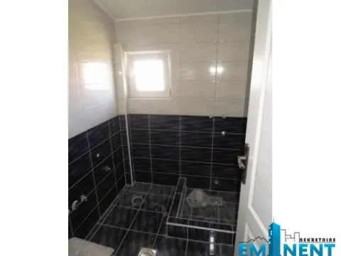 Izdavanje, poslovni prostor, 550m², Bežanijska Kosa Sve Podlokacije, Beograd - image 8