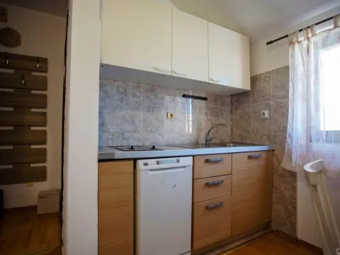 Sale, one bedroom apartment, 46m², Bečići, Budva - image 6