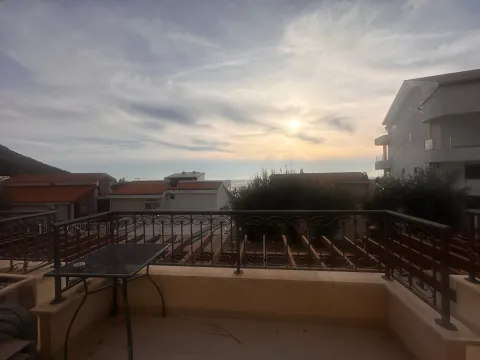 Sale, one bedroom apartment, 40m², Pržno, Budva - image 8