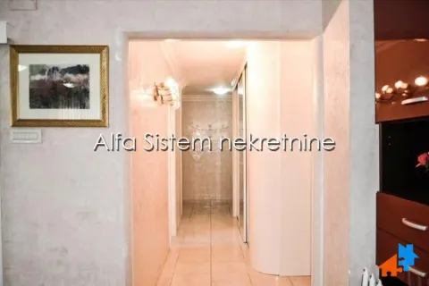 Rent, four bedroom apartment, 127m², Tašmajdan, Palilula Sve Podlokacije - image 10