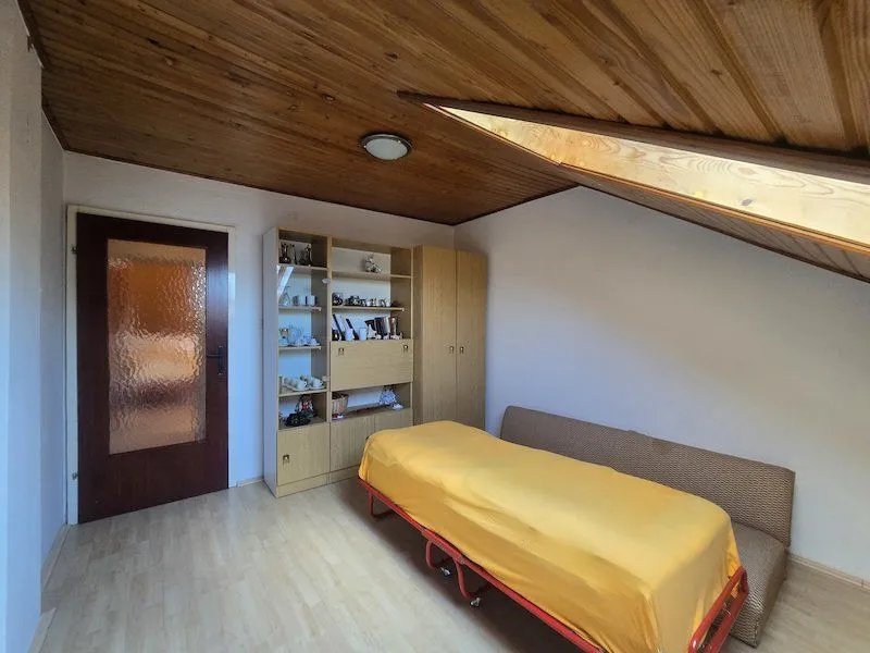 Prodaja, kuća, 300m², Zagorič, Podgorica