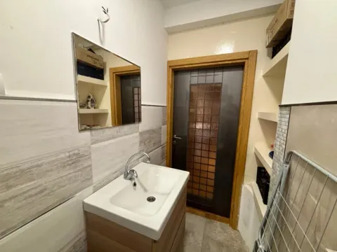 Izdavanje, trosoban stan, 95m², Južni Bulevar, Vračar Sve Podlokacije - image 7