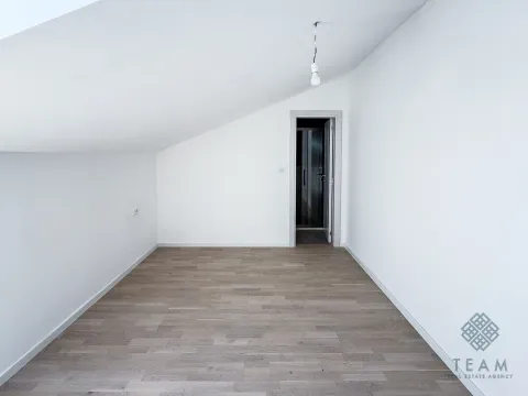 Prodaja, jednosoban stan, 50m², Tološi, Podgorica - image 6