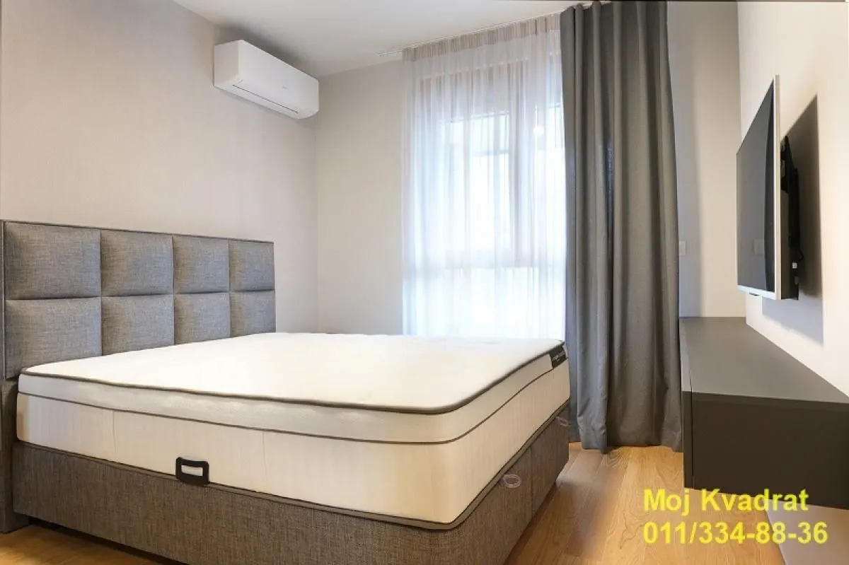Prodaja, dvosoban stan, 57m², Novi Beograd Blok 65, Novi Beograd Sve Podlokacije