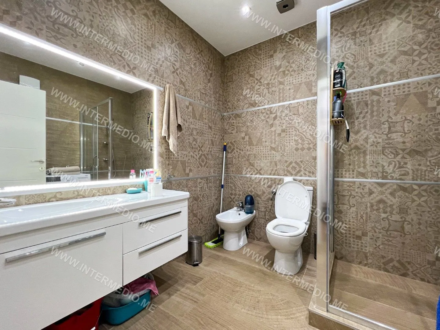 Prodaja, trosoban stan, 87m², Đenovići, Herceg Novi