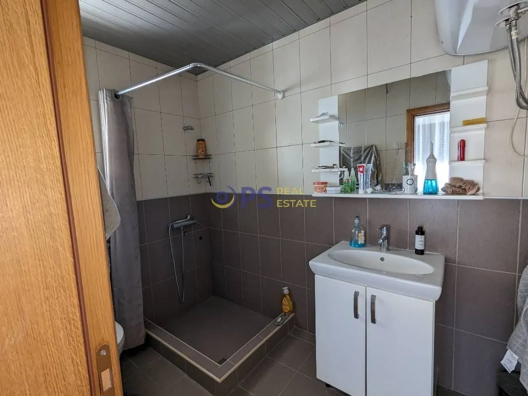 Sale, house, 350m², Bar, Crna Gora