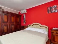 Rent, three bedroom apartment, 120m², Kotor, Crna Gora - image 9