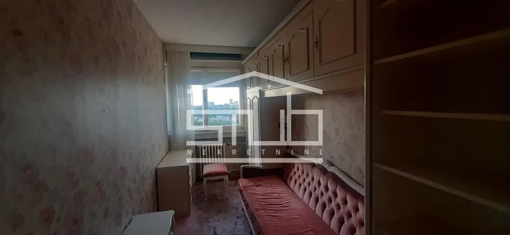 Prodaja, trosoban stan, 60m², Savski Venac, Beograd