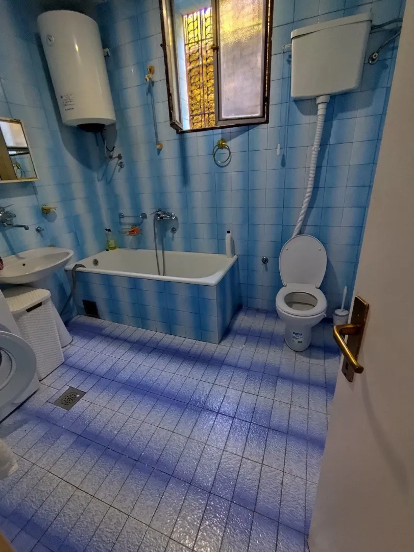 Rent, four bedroom apartment, 140m², Momišići, Podgorica