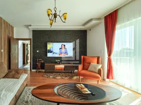 Sale, house, 220m², Bar, Crna Gora - image 21