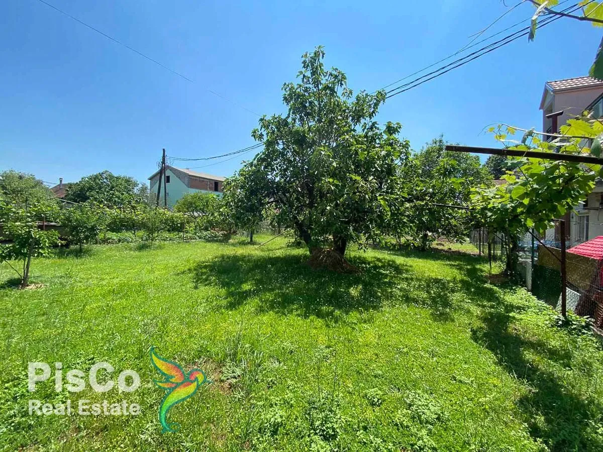 Sale, house, 190m², Tološi, Podgorica