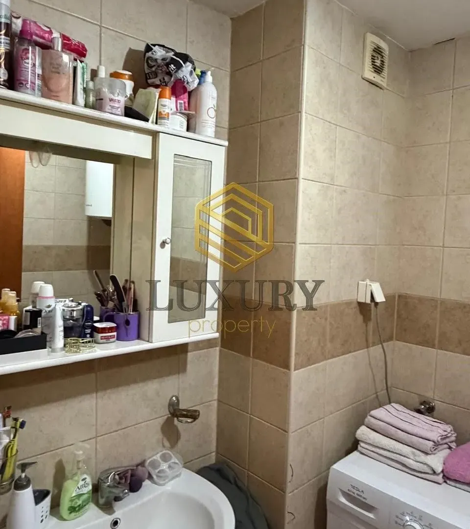 Prodaja, jednosoban stan, 44m², Vezirov Most, Podgorica