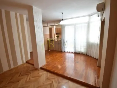 Prodaja, jednosoban stan, 58m², Blok 6, Podgorica - image 4