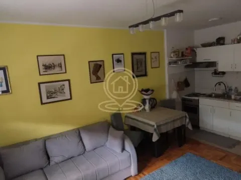 Prodaja, dvosoban stan, 39m², Petrovaradin, Novi Sad - image 2