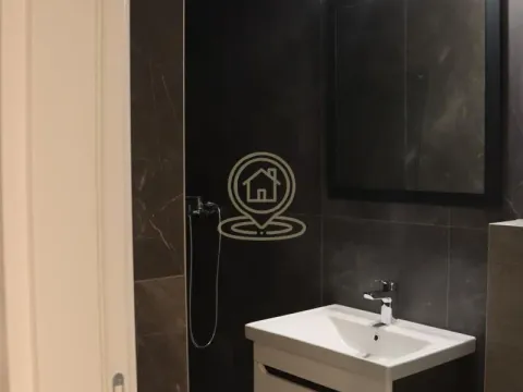 Izdavanje, poslovni prostor, 100m², Centar, Kragujevac - image 10