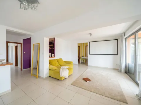 Sale, five bedroom apartment, 111m², Bečići, Budva - image 14