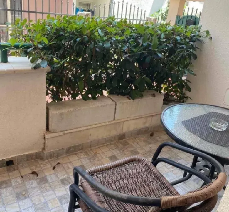 Izdavanje, jednosoban stan, 40m², Budva, Crna Gora