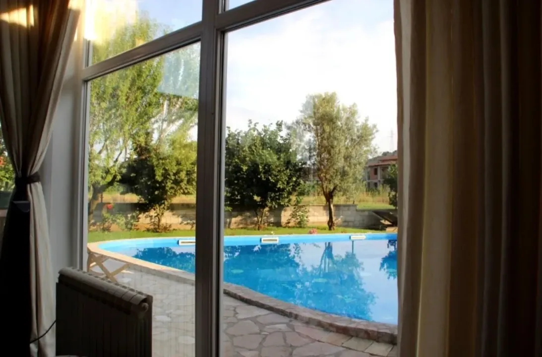 Rent, house, 250m², Tološi, Podgorica
