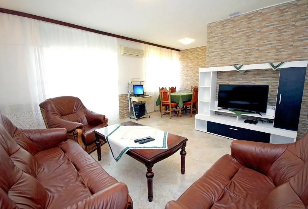 Sale, house, 170m², Reževići, Budva