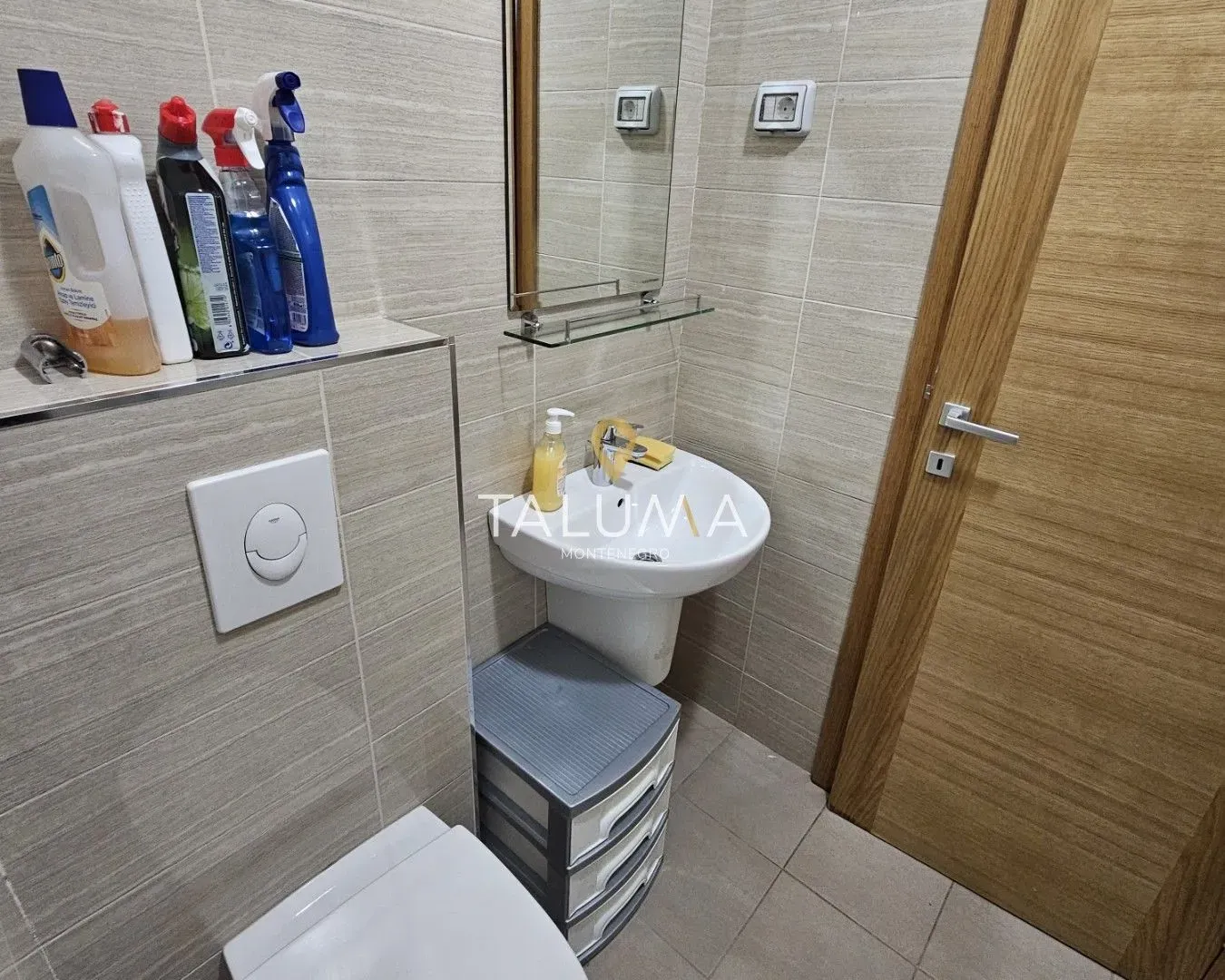 Rent, one bedroom apartment, 43m², City Kvart, Podgorica