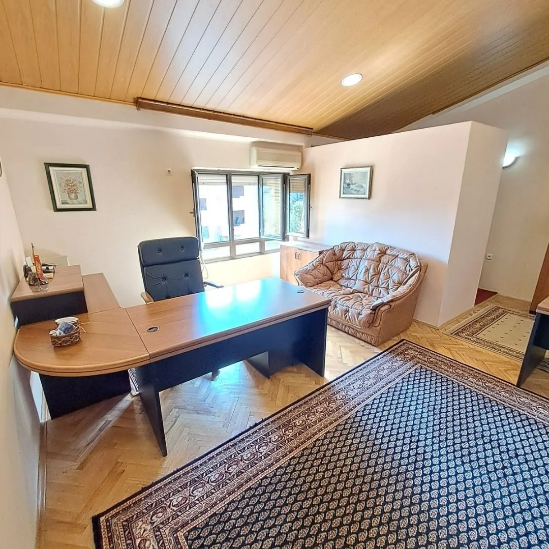 Rent, office space, 60m², Stari Aerodrom, Podgorica