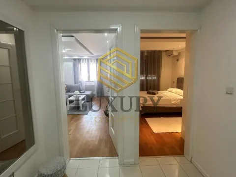 Prodaja, jednosoban stan, 51m², Stari Aerodrom, Podgorica - image 3