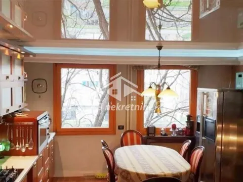 Rent, apartment, 200m², Novi Beograd Blok 1 Fontana, Novi Beograd Sve Podlokacije - image 9
