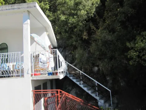 Sale, two bedroom apartment, 66m², Sutomore, Bar - image 12