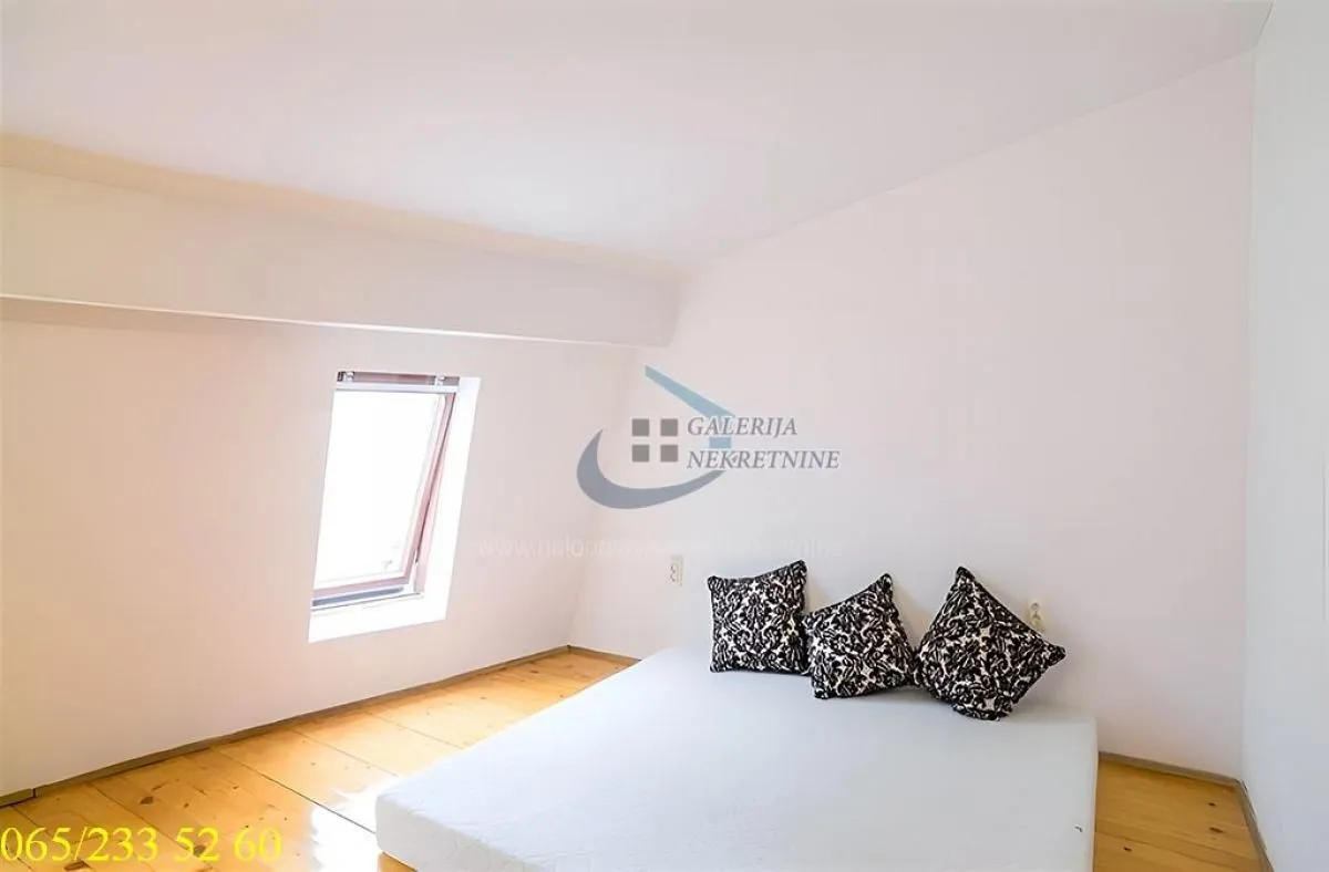 Prodaja, trosoban stan, 88m², Stari Grad, Beograd