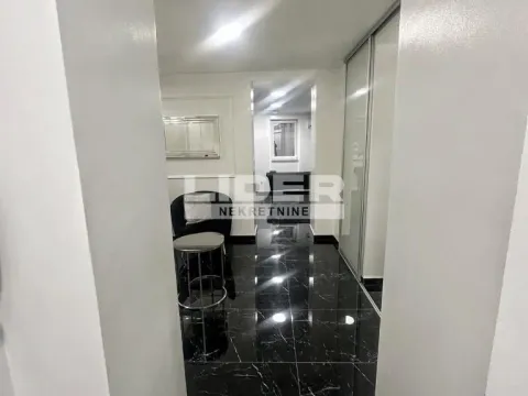 Sale, two bedroom apartment, 50m², Skadarlija, Beograd - image 7