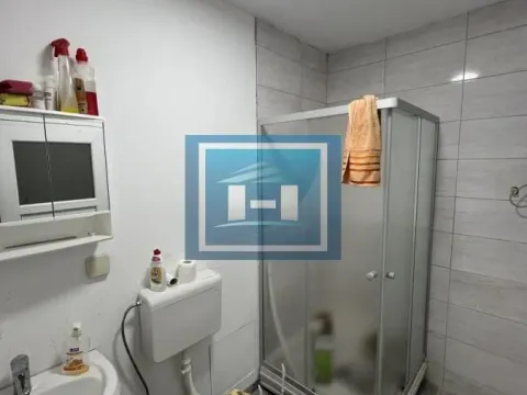 Prodaja, poslovni prostor, 300m², Paraćin, Srbija - image 6