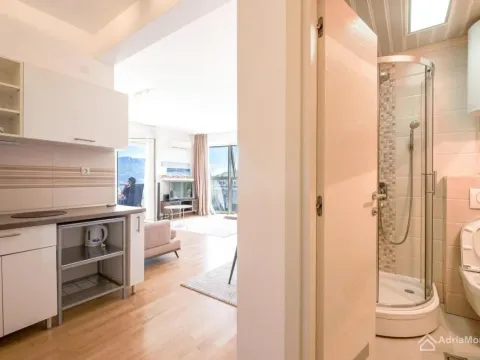 Sale, two bedroom apartment, 75m², Centar, Budva - image 8