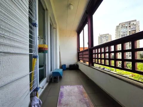 Prodaja, stan, 92m², Gintaš, Podgorica - image 17