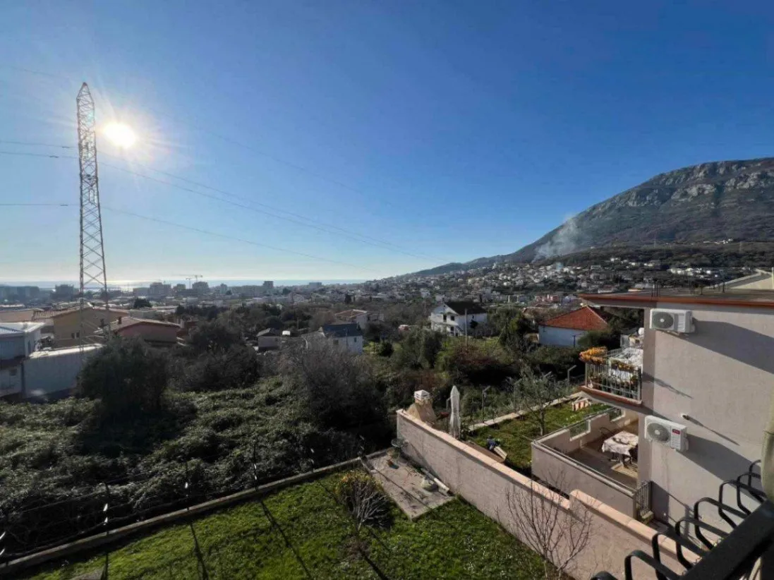 Sale, house, 350m², Bjeliši, Bar