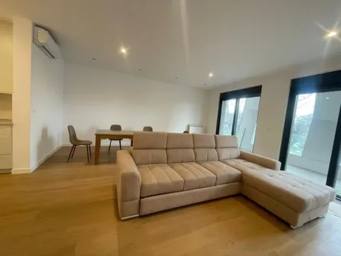 Rent, three bedroom apartment, 99m², Vračar Hram, Vračar Sve Podlokacije - image 2