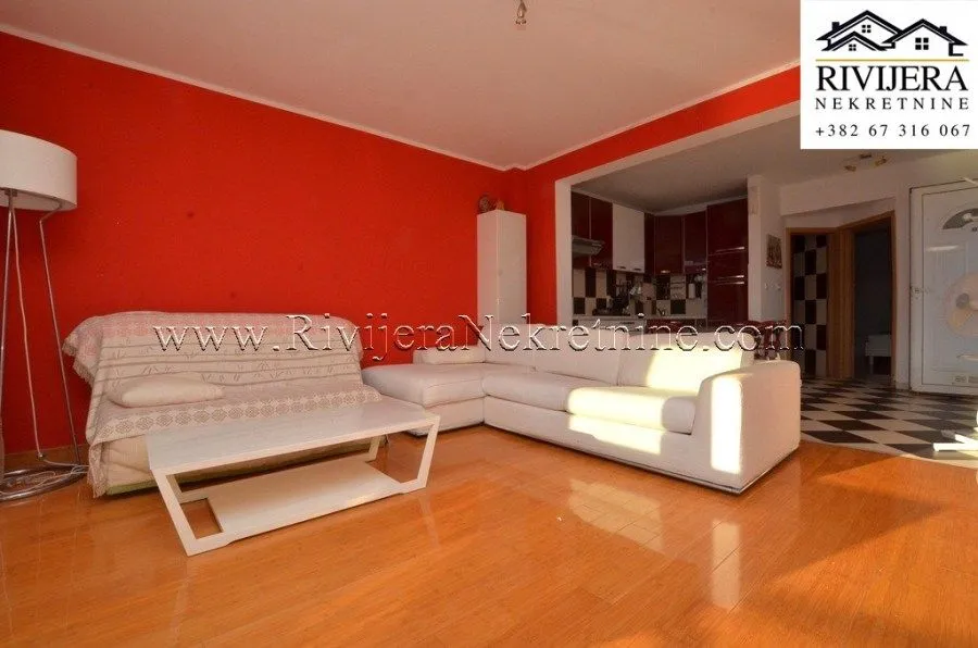 Prodaja, dvosoban stan, 81m², Centar, Herceg Novi