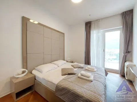 Prodaja, jednosoban stan, 64m², Centar, Budva - image 5