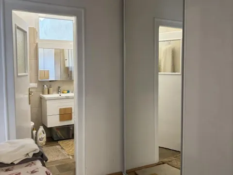 Sale, two bedroom apartment, 63m², Vračar Sve Podlokacije, Beograd - image 14