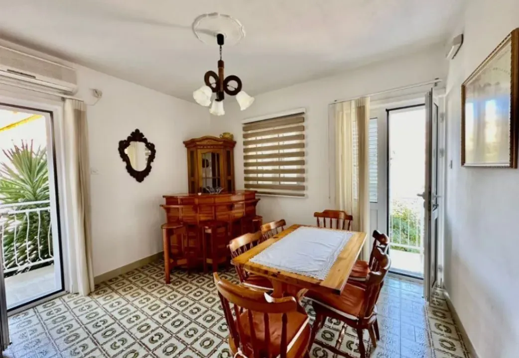 Sale, house, 113m², Stoliv, Kotor