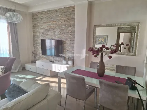 Izdavanje, trosoban stan, 88m², Preko Morače, Podgorica - image 4