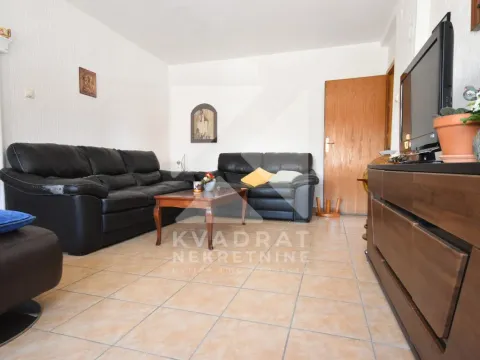 Prodaja, kuća, 320m², Murtovina, Podgorica - image 23