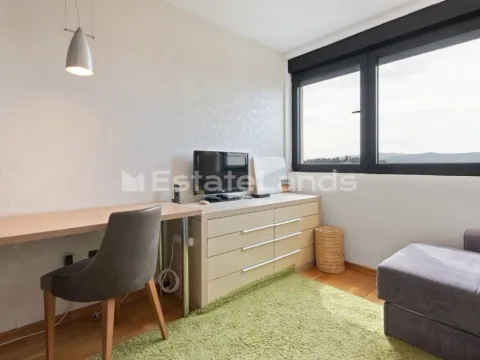 Izdavanje, garsonjera, 19m², Centar, Tivat - image 6