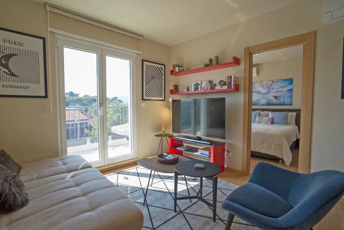 Prodaja, dvosoban stan, 60m², Pod Kuk, Tivat