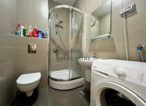 Prodaja, garsonjera, 29m², City Kvart, Podgorica - image 2