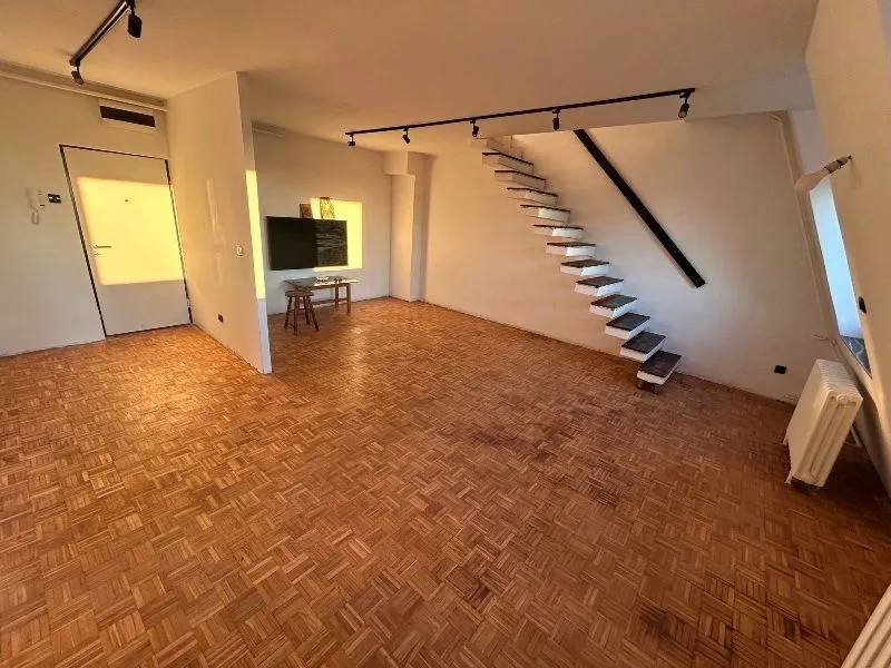 Prodaja, trosoban stan, 120m², Banjica, Voždovac Sve Podlokacije